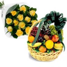 Fruit basket with 12 yellow roses Fruit basket with 12 yellow roses